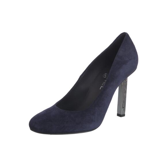 CHANEL Shoes - ❤️Chanel 2015 Suede Heels❤️